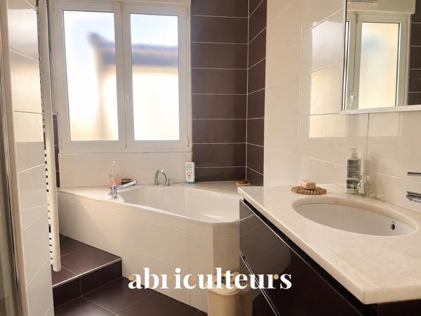 Maison d'architecte d'exception de 350m² avec vue bords de Seine à Athis-Mons
