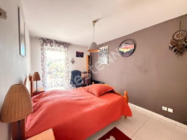 Appartement Marseille 3 pièce(s) 75m² Pont de Vivaux- Terrasse - 2 parkings privatifs