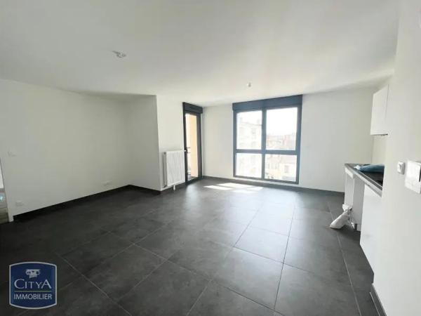 Appartement à louer 2 pièces 50.74m² Orléans (45000)