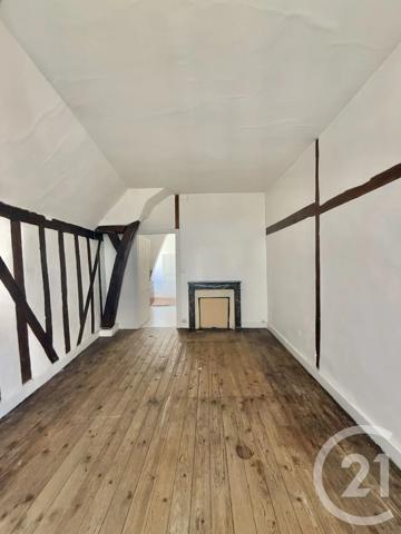 Immeuble à vendre  359,23 m 2   MOULINS  - 03