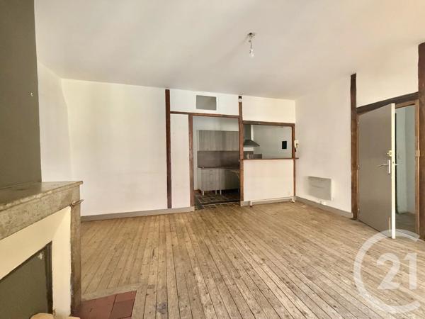 Immeuble à vendre  359,23 m 2   MOULINS  - 03