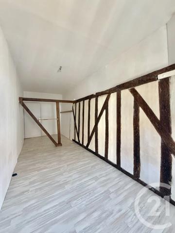 Immeuble à vendre  359,23 m 2   MOULINS  - 03