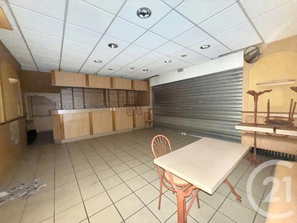 Immeuble à vendre  359,23 m 2   MOULINS  - 03