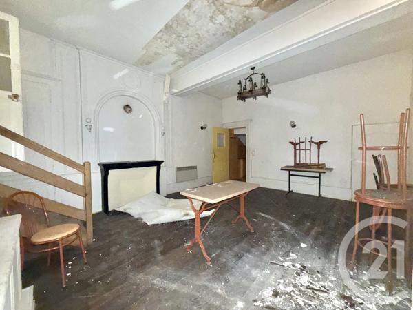 Immeuble à vendre  359,23 m 2   MOULINS  - 03