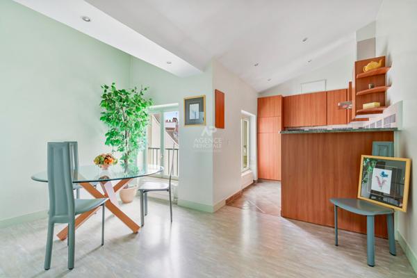 Appartement Saint Germain En Laye 2 pièce(s) 60 m2 €383 000 ** - Référence 16943