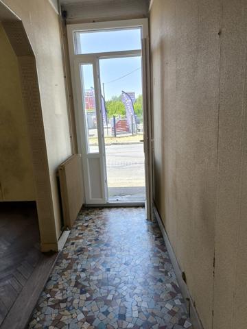 Mur espace professionnel 80 000€ FAI