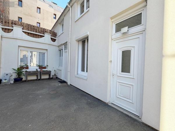 Appartement à vendre à Saint-Malo en Ille-et-Vilaine (35400), ref : 35104-1805   
Rochebonne