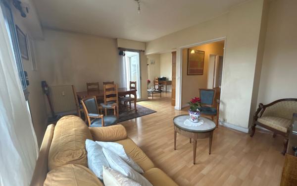 Appartement à vendre    4 pièces • 83,04 m2 Saint-Gratien