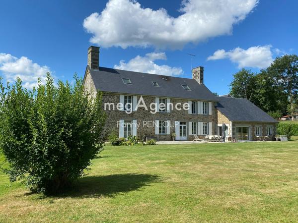 Maison à Isigny-le-Buat, 50540 - 8 pièces 288m²