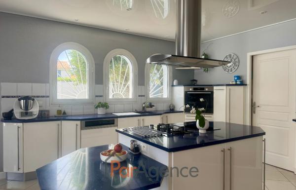 Maison 6 pièces à 250 m de la plage et 750 m de Pontaillac