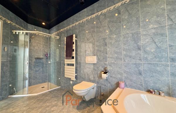 Maison 6 pièces à 250 m de la plage et 750 m de Pontaillac