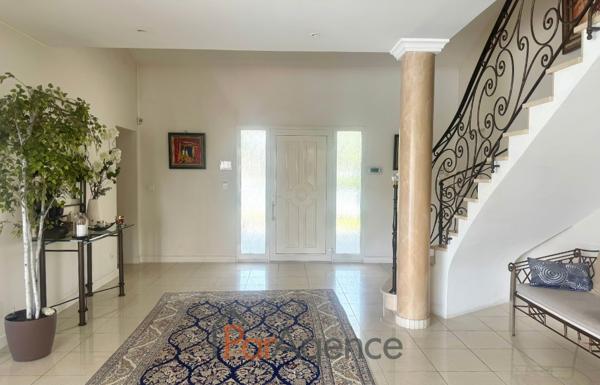 Maison 6 pièces à 250 m de la plage et 750 m de Pontaillac