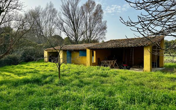 Maison à vendre    6 pièces •  Saint-Chamas