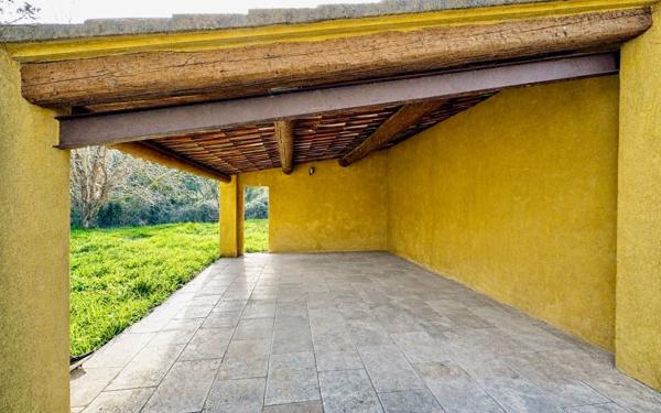 Maison à vendre    6 pièces •  Saint-Chamas