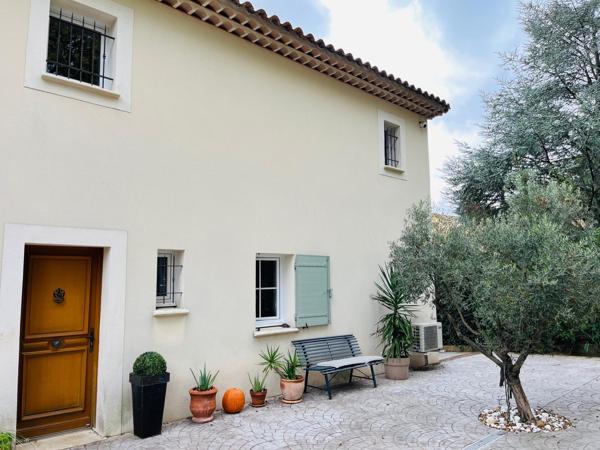 Magnifique maison provençale avec vue panoramique