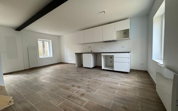 Maison à louer    3 pièces •  Mareuil-lès-Meaux