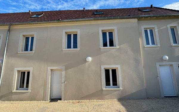 Maison à louer    3 pièces •  Mareuil-lès-Meaux