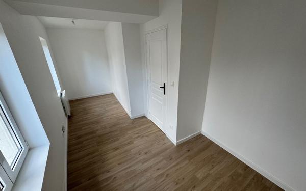 Maison à louer    3 pièces •  Mareuil-lès-Meaux