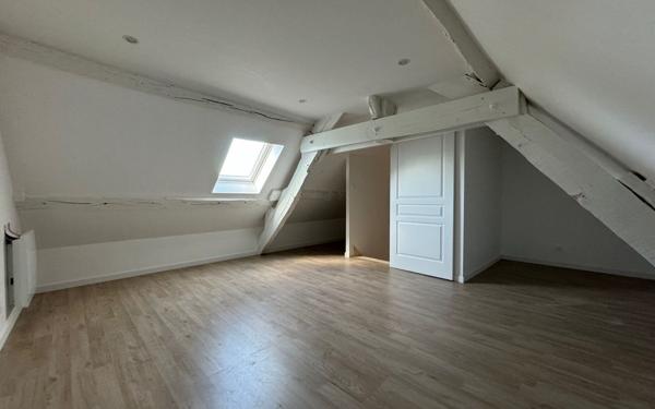 Maison à louer    3 pièces •  Mareuil-lès-Meaux