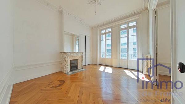 Appartement 4 pièces                                        - 42000 Saint-Étienne Réf : 2782-CIFVFOREZVELAY