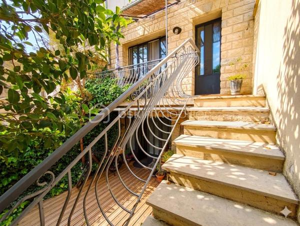 Maison jumelee de 150 m²