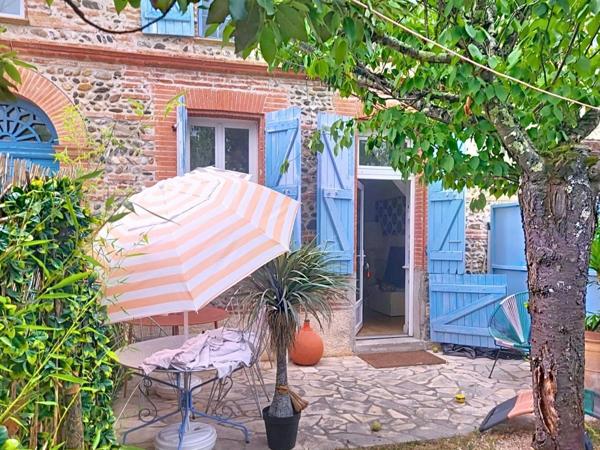 Charmant bout de longère toulousaine avec jardin intimiste, 1 place de parking