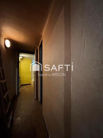 grande maison de village