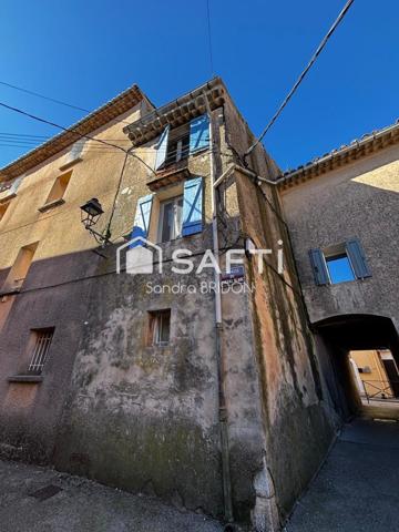 grande maison de village