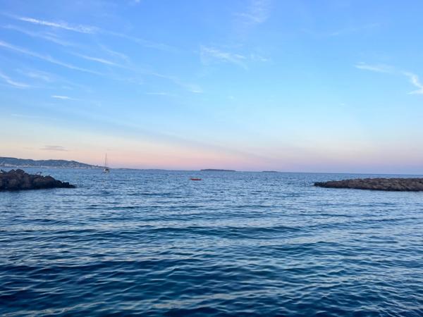 Golf de Saint Tropez-restaurant de plage en pleine propriété