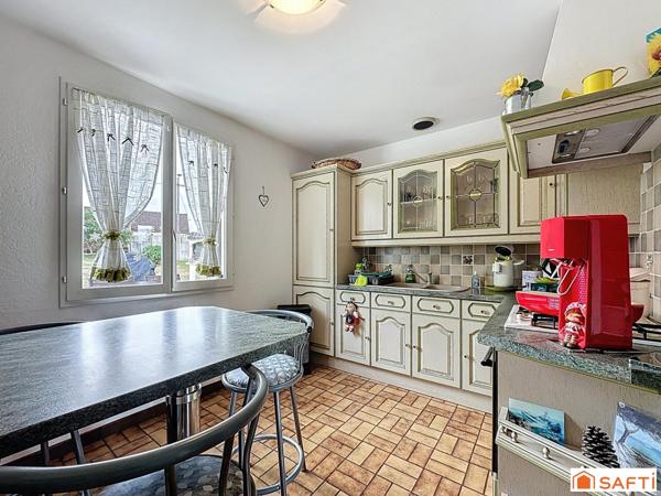 Au calme d'un hameau 3mn de Villeneuve sur Yonne