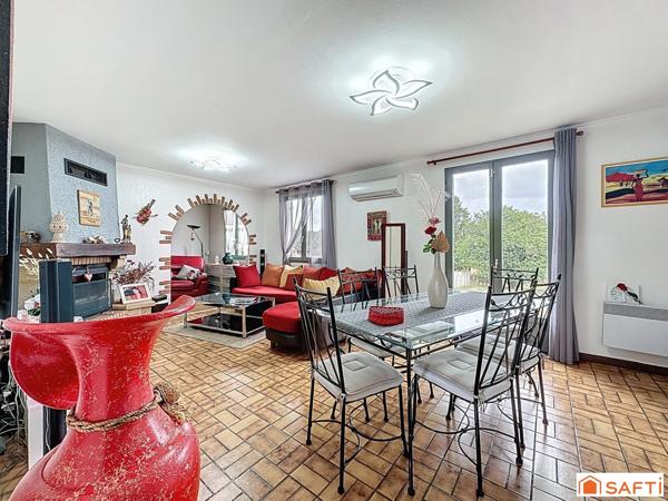 Au calme d'un hameau 3mn de Villeneuve sur Yonne