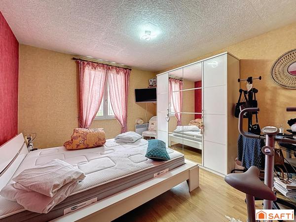 Au calme d'un hameau 3mn de Villeneuve sur Yonne