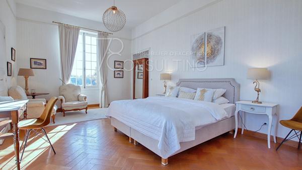 VENTE 45MN NORD TOULOUSE CHÂTEAU DÉPENDANCES PARC 23HA