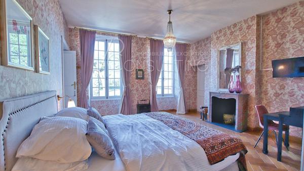 VENTE 45MN NORD TOULOUSE CHÂTEAU DÉPENDANCES PARC 23HA