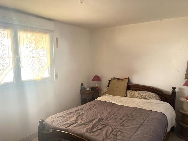 LONGERE DE PLEIN PIED 72 M² - SECTEUR VAL DU MAINE / 53340