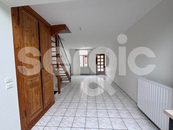 Location 3 Pieces 65 80080 Amiens 25 1686 01 0001
