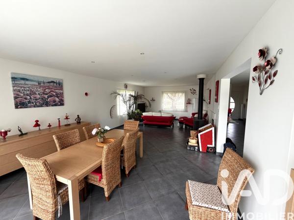 Maison à vendre 4 pièces 190 m² Allonnes