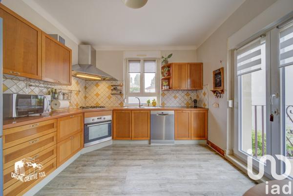 Maison traditionnelle 5 pièces de 99 m² à Rombas (57120)