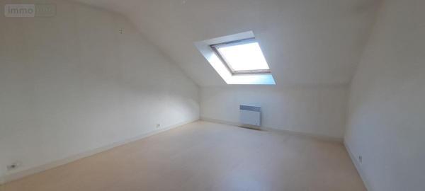 Immeuble à vendre à Brissac Loire Aubance dans le Maine-et-Loire (49250), ref : 49004-1673