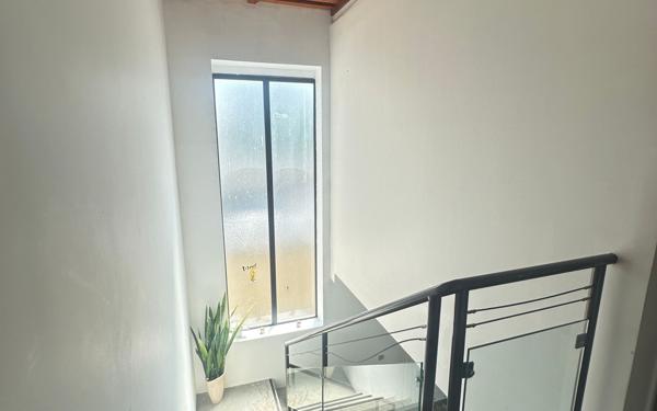 Maison à vendre    6 pièces • 200 m2 Saint-Maur-des-Fossés