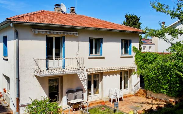 Maison à vendre    5 pièces •  Guilherand-Granges