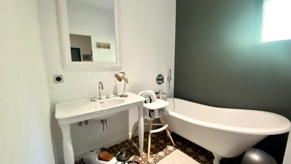Maison Le Teich 5 pièce(s) 125.65 m2 - plain-pied de 2016