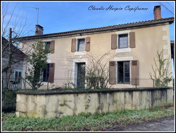 Dpt (79), à vendre CLAVE : maison P6 de 133.19 m² - 4 ch - dépendances - Terrain de 17 hectares, forage