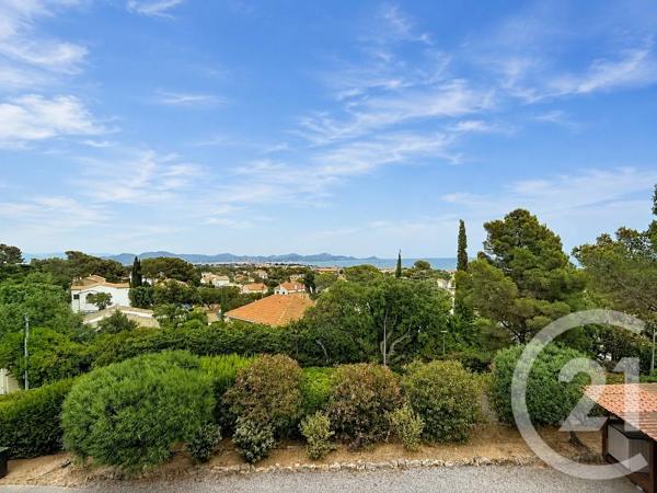Appartement F2 Bis à vendre  4 pièces - 83,13 m 2   FREJUS  - 83