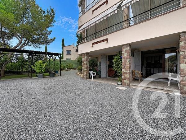 Appartement F2 Bis à vendre  4 pièces - 83,13 m 2   FREJUS  - 83