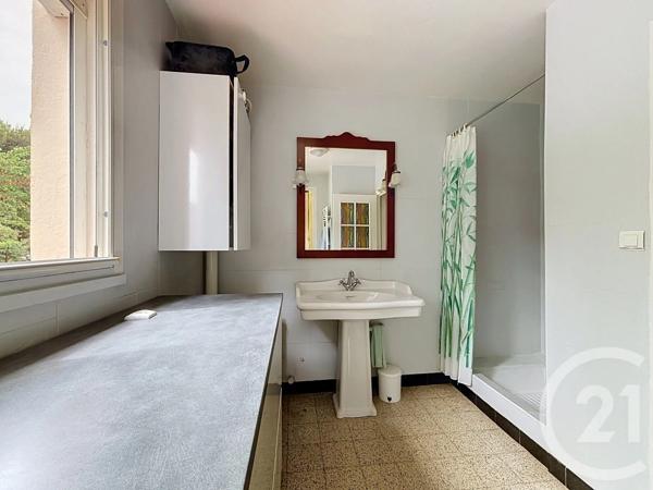 Appartement F2 Bis à vendre  4 pièces - 83,13 m 2   FREJUS  - 83