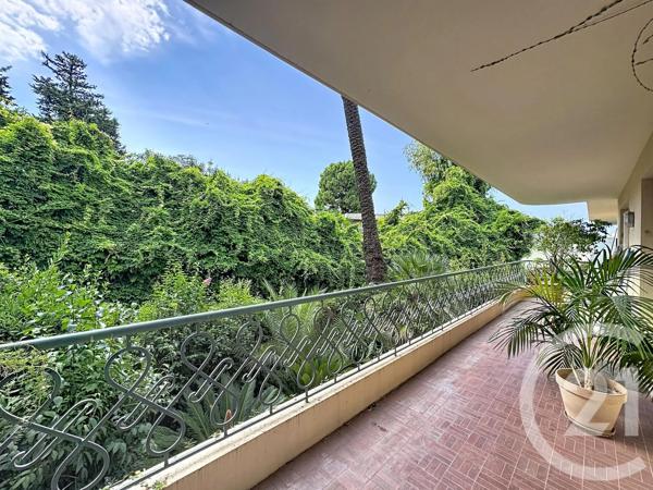 Appartement F3 à vendre  3 pièces - 69 m 2   CANNES  - 06