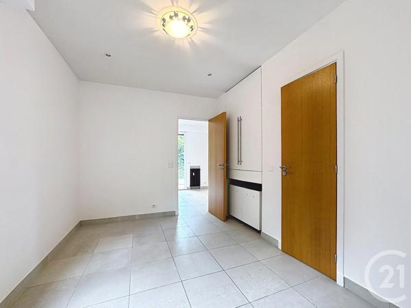 Appartement F3 à vendre  3 pièces - 69 m 2   CANNES  - 06
