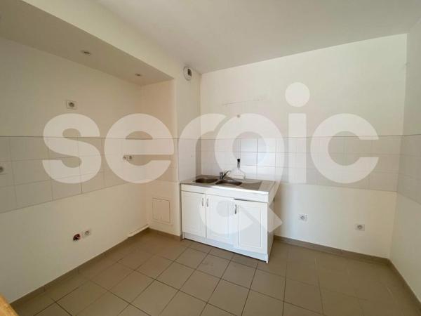 Location 5 Pieces 106 62223 Saint Nicolas 17 1705 01 0042