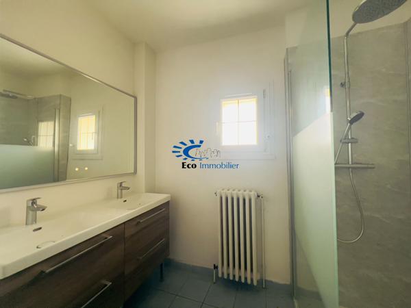 THAIRE MAISON 4 CHAMBRES AVEC JARDIN  Thaire